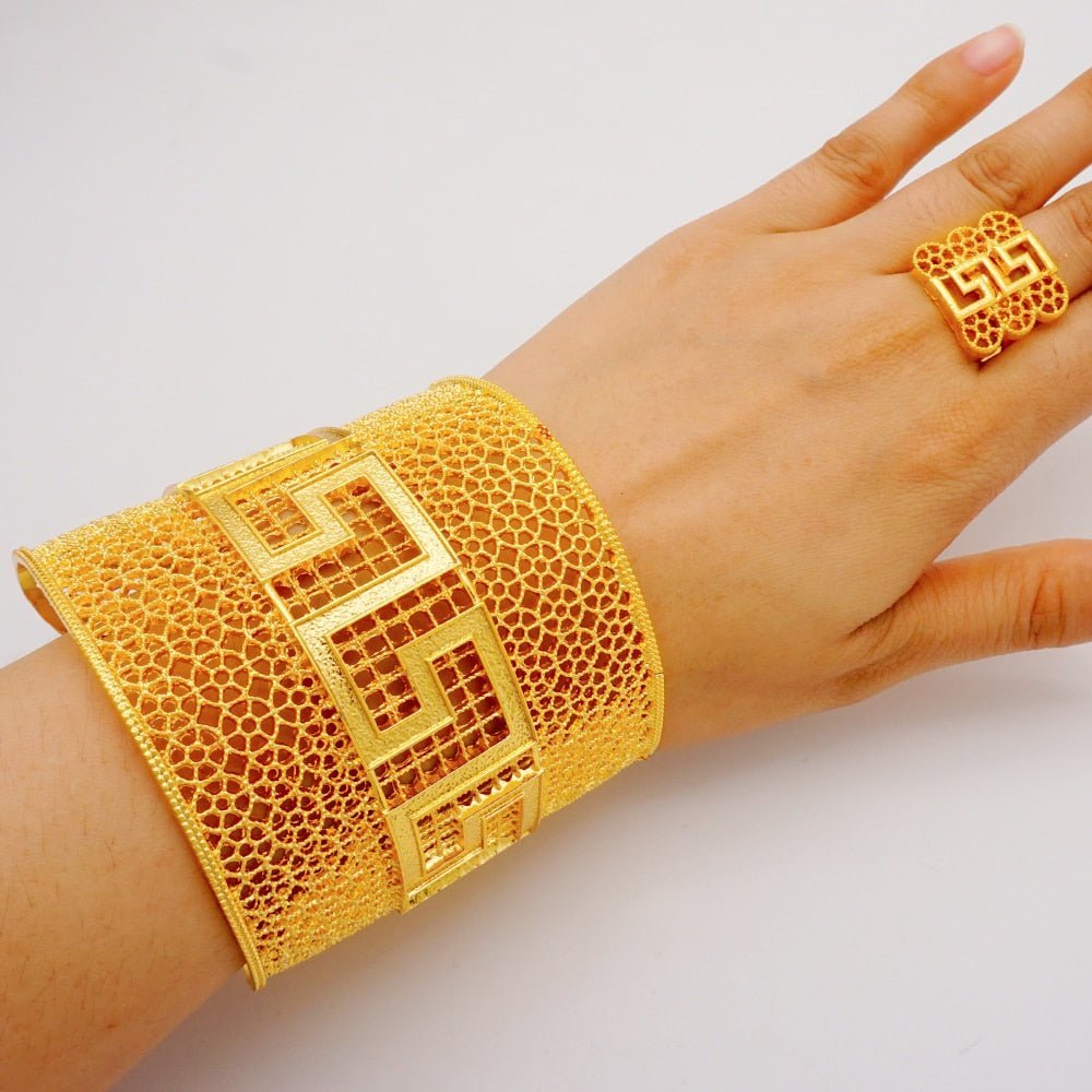 Luxury Female Big Gold Color Bangles: Elegant Bracelets for Weddings and Special Occasions - Flexi Africa FREE POST